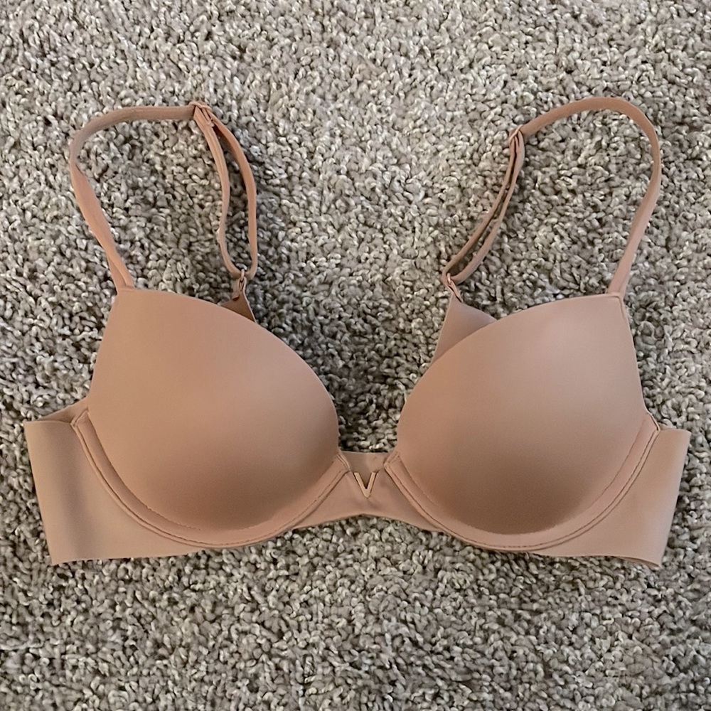 Victoria’s Secret Brilliant Blush Push-Up Bra